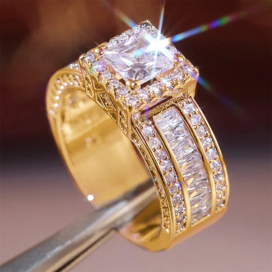 Huitan Princess Cut Cubic Zirconia Women Rings Gold Color/Silver Color Luxury Wedding Party Accessories Fashion Jewelry Size5-13